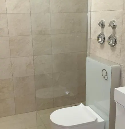 Appartamento Bacchus - Helles Und Geraeumiges Mit Balkon In Uninaehe Magonza